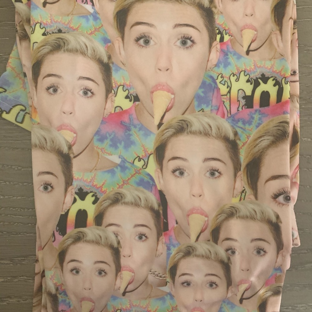 Miley Cyrus Ice Cream Leggings